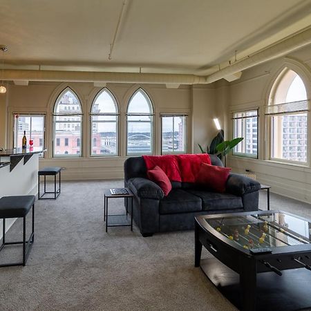 Appartement King Bed W/ Panoramic Views Of Dt! à Rochester Extérieur photo